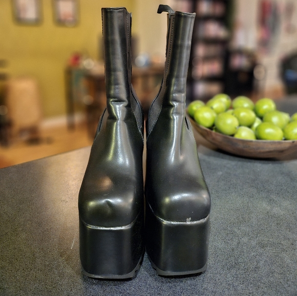 Dollskill Lamoda Bad Will Platform Ankle Boots - Picture 4 of 4